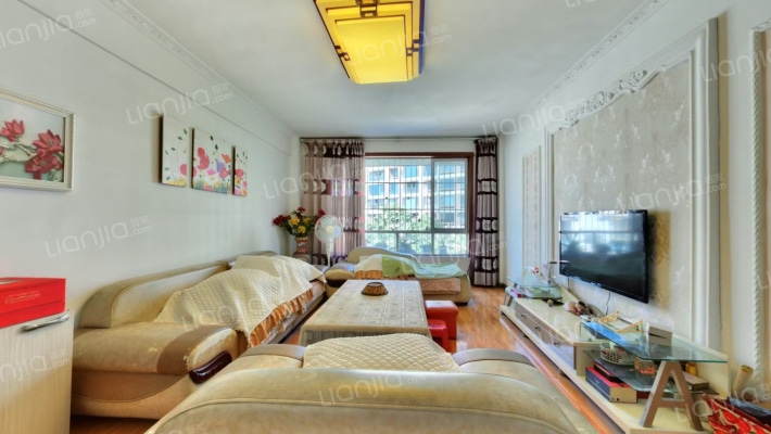 金桥花园(彩虹大道南段)二手房实景图