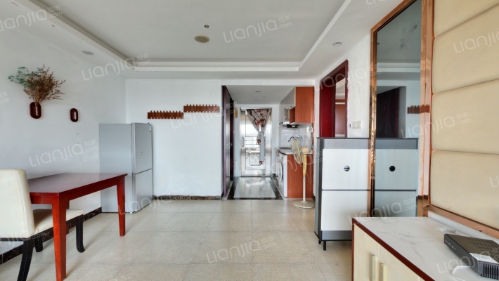 保利香槟花园公寓二手房实景图