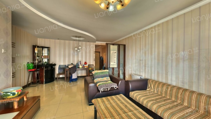 明日嘉园二手房实景图