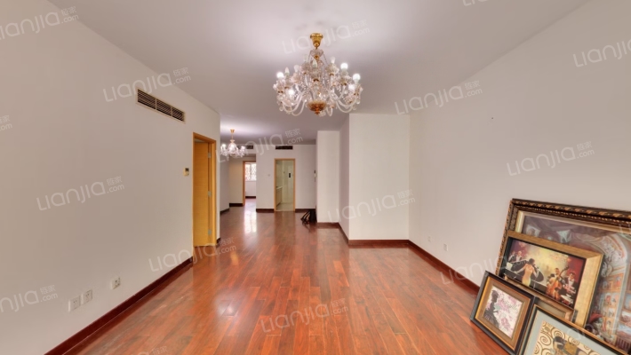 西城晶华二手房实景图