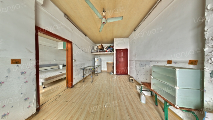 解放大道134号二手房实景图