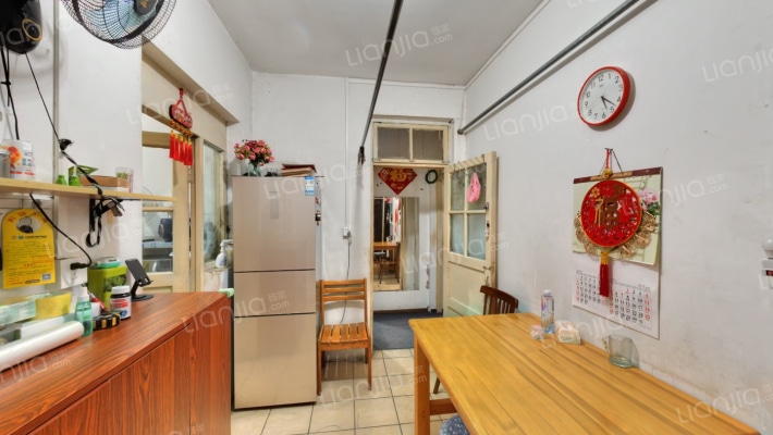 交校路14二手房实景图