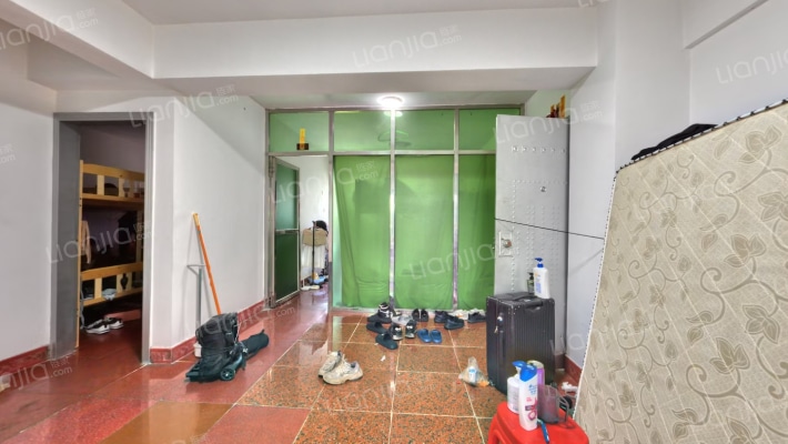 天马综合楼二手房实景图