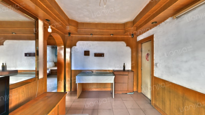 洒金桥135号二手房实景图