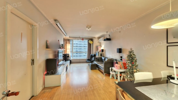 UHN国际村二手房实景图