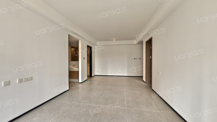 学樘金茂悦二期二手房实景图