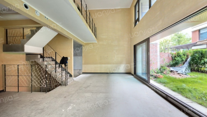 招商渝天府蔓维拉二手房实景图