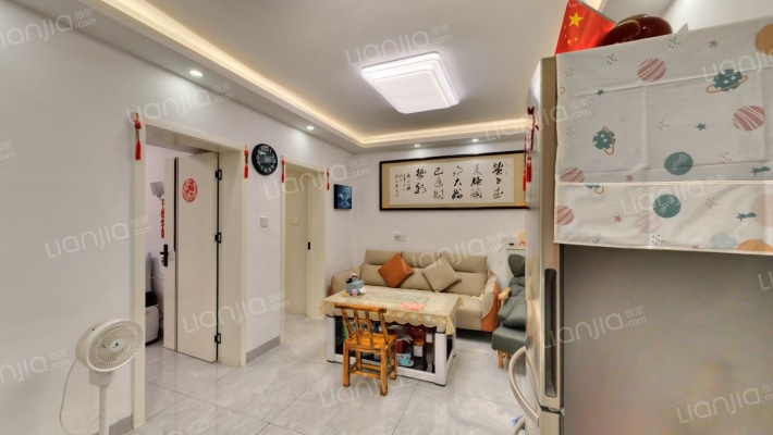 人造板宿舍二手房实景图