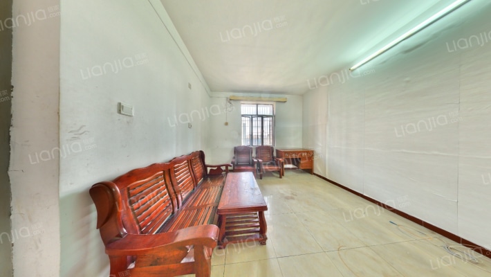 北斗小学教工宿舍二手房实景图