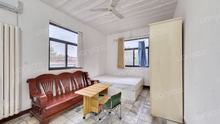 伏牛路63号二手房实景图