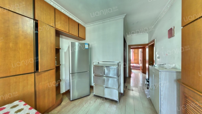 红南小区二手房实景图