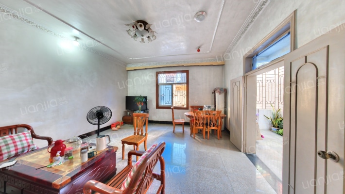 楼仔内二手房实景图