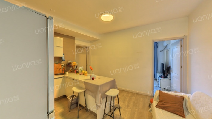 后现代城C区二手房实景图