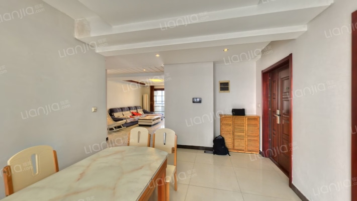 凤凰国际广场二手房实景图