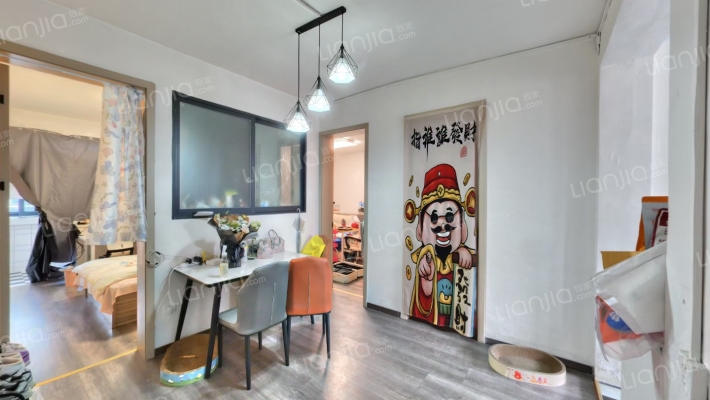 暑袜北一街132号二手房实景图