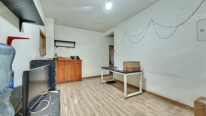 石笋街33号二手房实景图