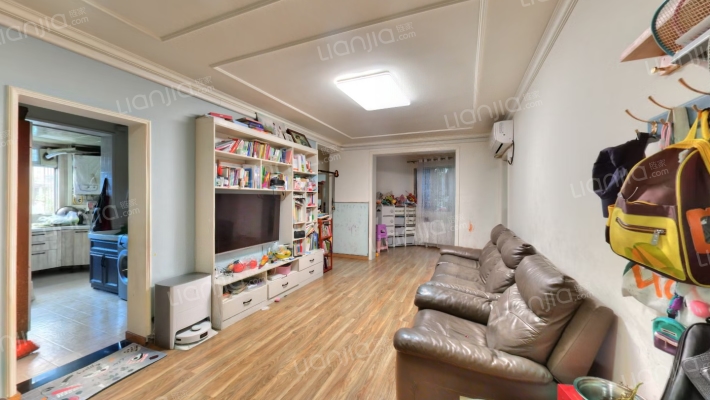 百花教师苑二手房实景图