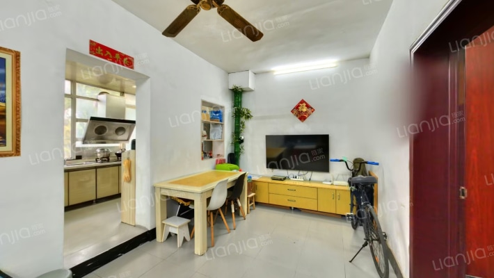 合纤宿舍二手房实景图