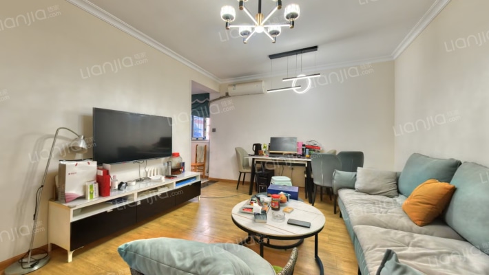 战旗东路6号二手房实景图