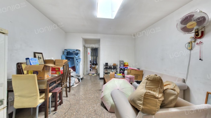 秋涛北路413号二手房实景图