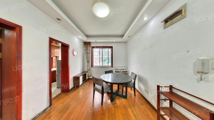 密渡桥路8号二手房实景图