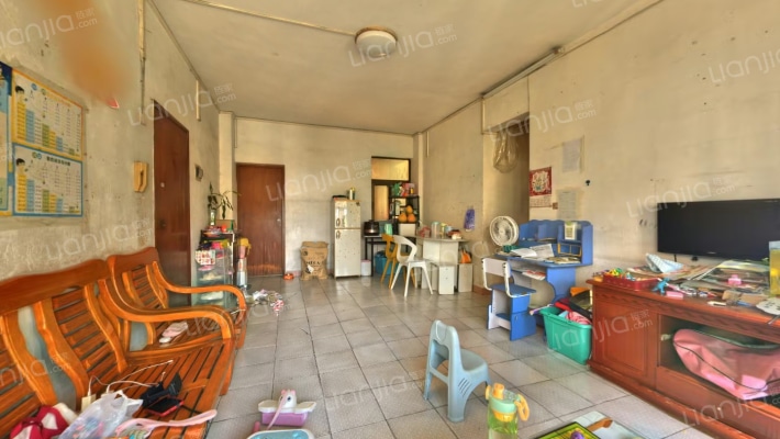 平湖花园二手房实景图