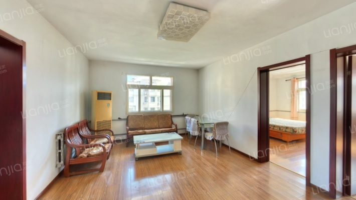 阳光公寓二手房实景图