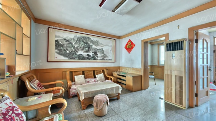 烟青路743号二手房实景图