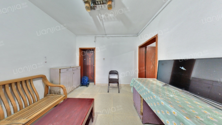 长天路32号社区二手房实景图