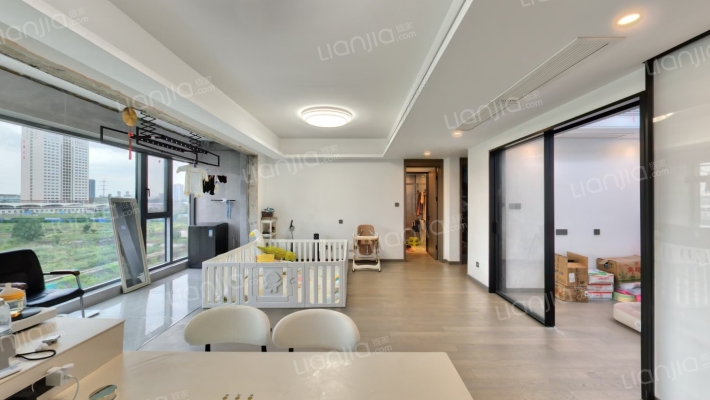 中信泰富锦辰二手房实景图