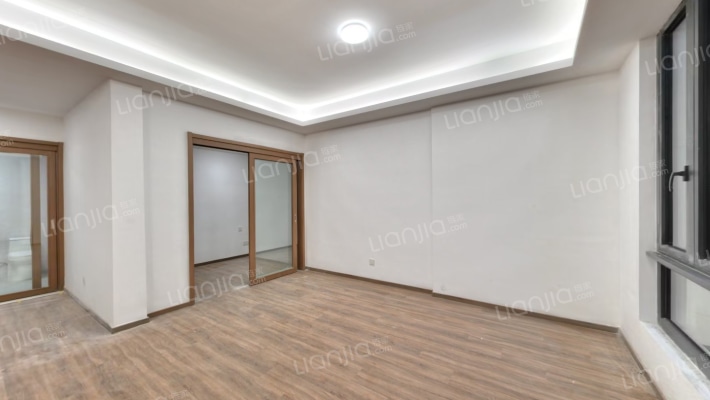 长江悦府二手房实景图