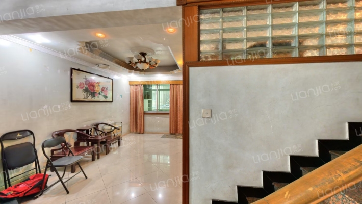 北隅兴隆街158号二手房实景图