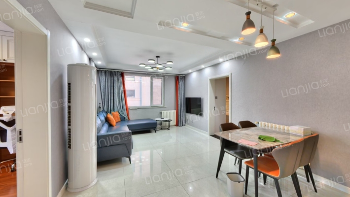 御苑山水二手房实景图