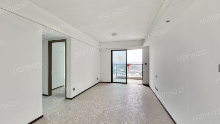 卓越蔚蓝领秀二手房实景图