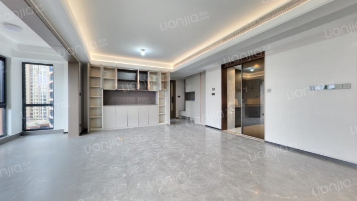 国锐雲嶺二手房实景图