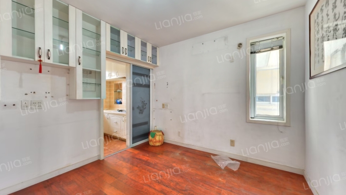 体育场路523号二手房实景图