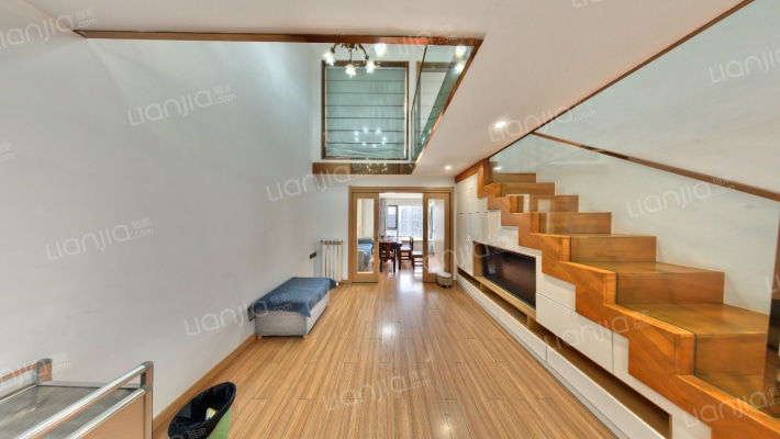 万科小世界二期二手房实景图