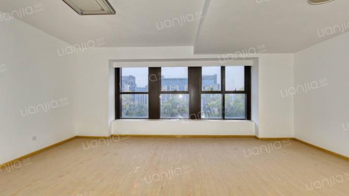 兴瑞汇金国际二手房实景图