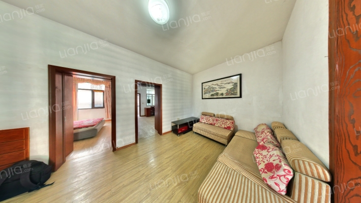 莲塘工人新村二手房实景图