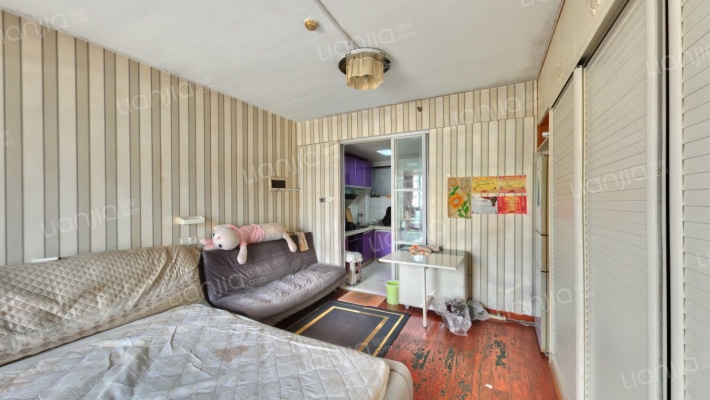 剑桥名门二手房实景图