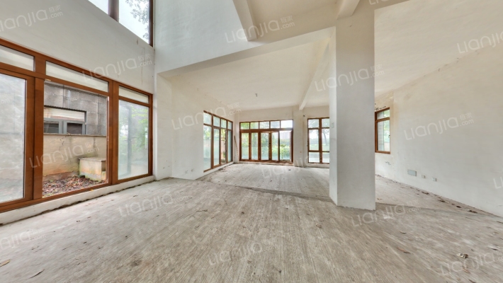 麓山国际长岛二手房实景图