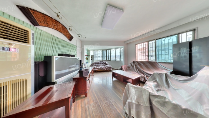 贵乌南路133号二手房实景图