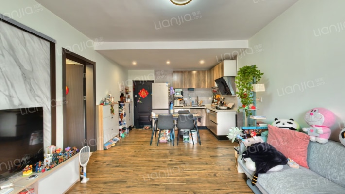 越秀芳华轩二手房实景图