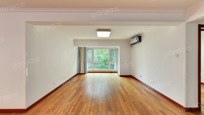 外企公寓二手房实景图