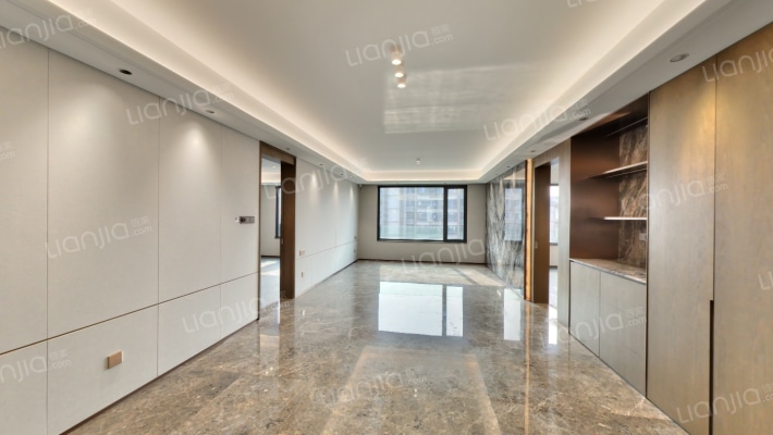 中海和瑞叁號院二手房实景图