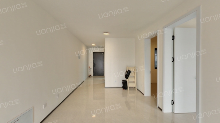 保利天汇二手房实景图