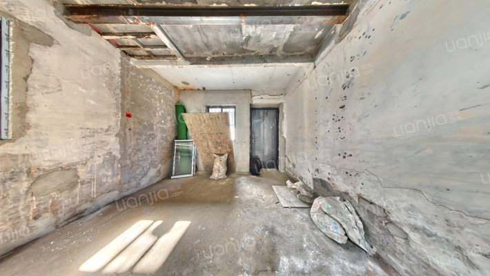 保健路散盘二手房实景图