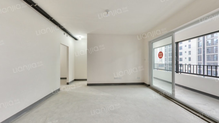 锦发广场锦江九悦北区二手房实景图