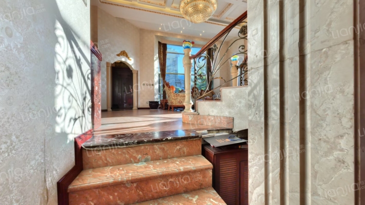 盛世园田居蓝岸二手房实景图