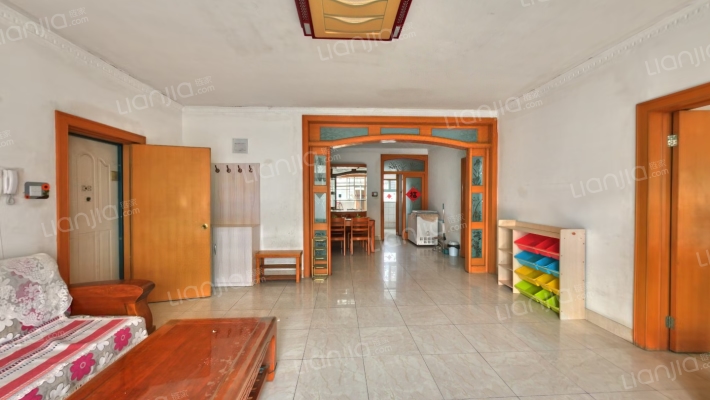 滨河小区颐安苑西区二手房实景图